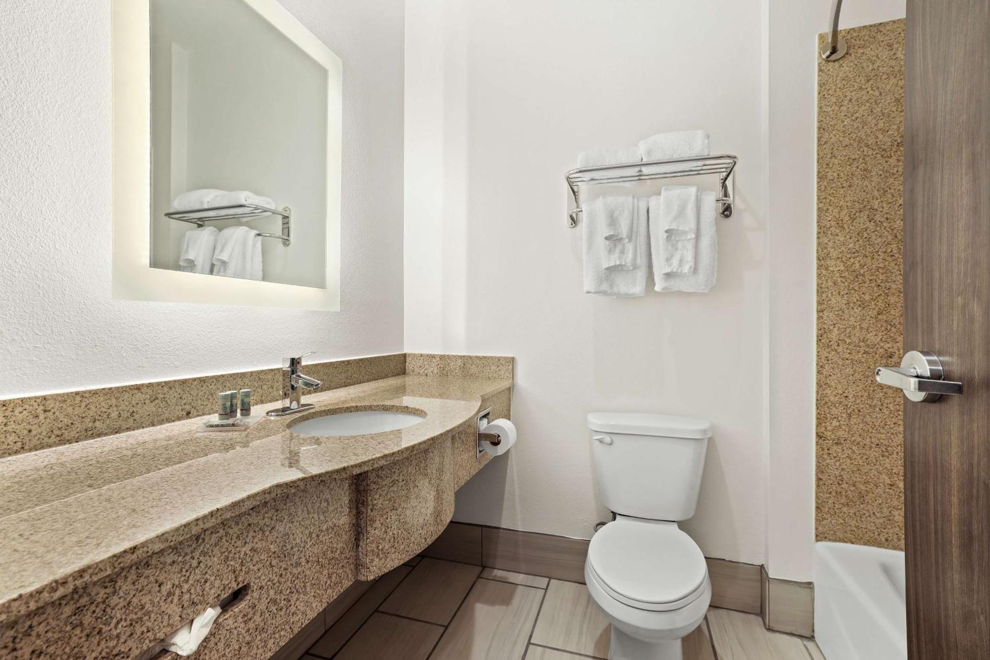 Best Western Iowa - Lake Charles East Esterno foto